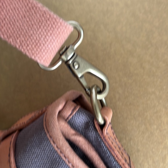 Fossil Olive Shoulder Bag - Picture 10 of 14